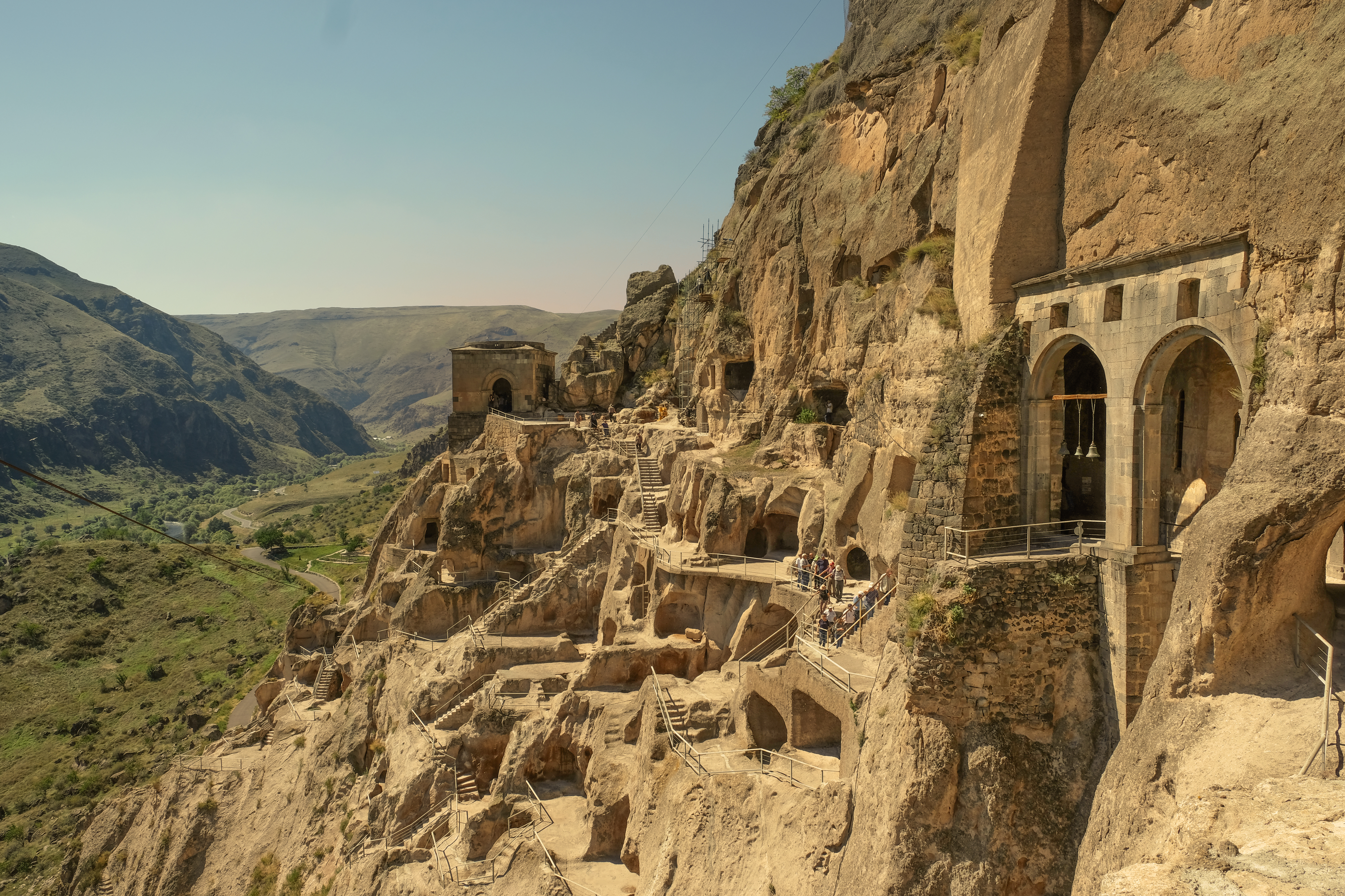 Torsdag 08. oktober - Den spektakulære holebyen Vardzia