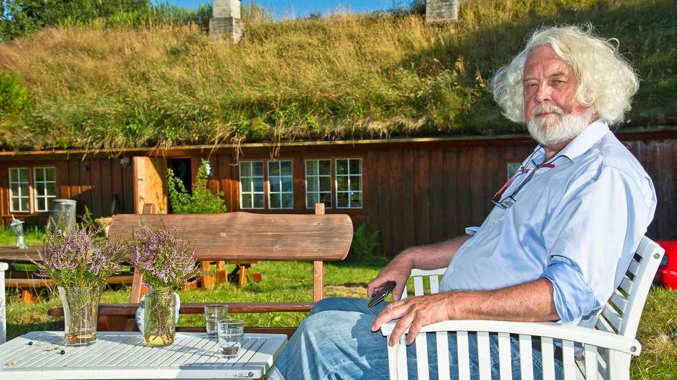 Med Edvard Hoem til hans litter�re rike i Romsdal
